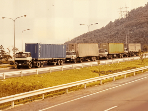 1969